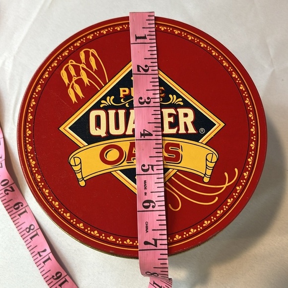 Vintage 1983 Limited Edition Quaker Oats Tin - Picture 3 of 3